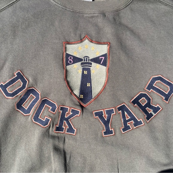 NWT BDG Graphic Sweatshirt - Picture 7 of 8